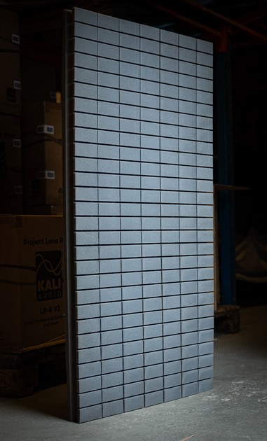 Artnovion Loki Velvet - Absorb Light Grey, Sammet, 60x119 4st B-stock