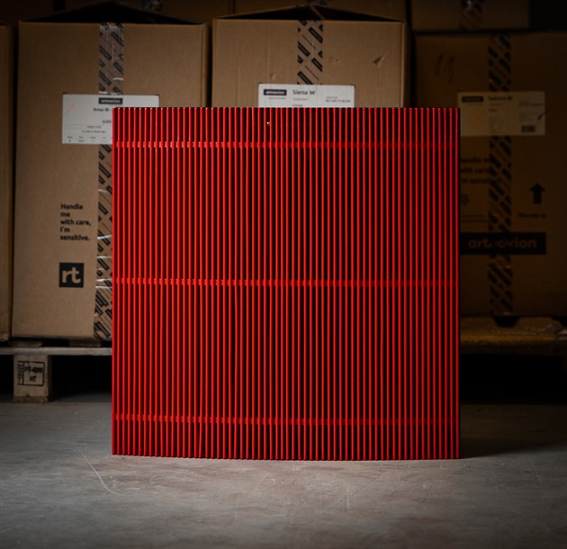 Artnovion Eiger W -  Rouge, Lack/Trä. 60x60 1st. B-stock