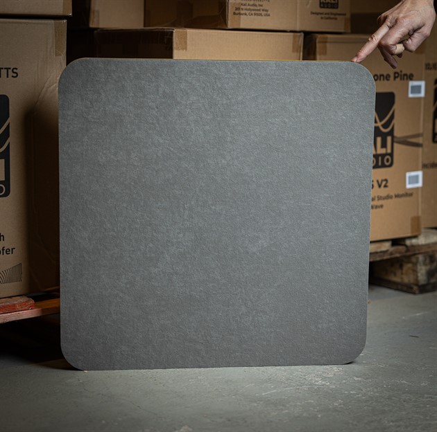 Artnovion Myriad SQR - Absorb Grigio, Plysch, 56x56x3, 12st B-stock