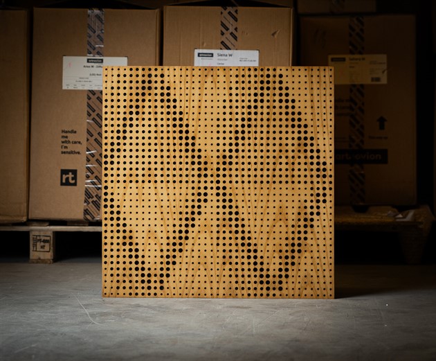 Artnovion Petra W - BassTrHP Marron, Träyta, 60x60 2st B-stock